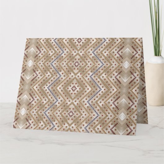 Een bruin tapijt met een symmetrische ontwerpfunct kaart (Voorkant)