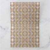 Een bruin tapijt met een symmetrische ontwerpfunct kaart (Binnen)