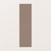 Een bruine muur met een klok erop visitekaartje (Buitenkant ongevouwen)