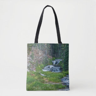 Een Buck Rast bij een Cascading River Tote Bag
