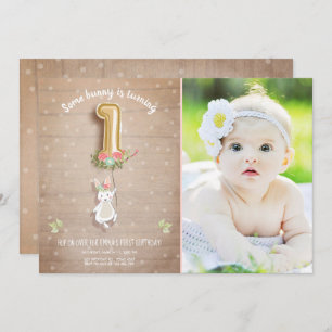 Een Bunny Birthday Invitation Girl Eerste Roze Kaart
