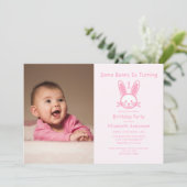 Een Bunny draait er één: eerste verjaardag Kaart (Staand voorkant)