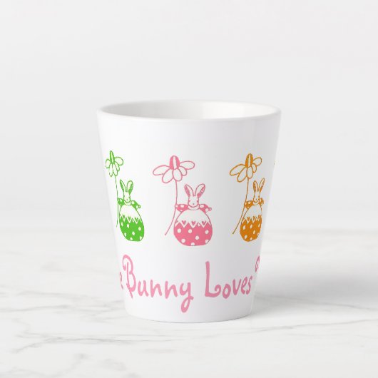 Een Bunny houdt van je! Latte Mok (Voorkant)
