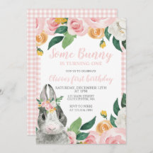 Een Bunny is een Floral First Birthday Uitnodiging