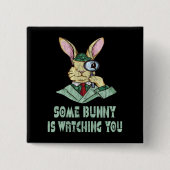 Een Bunny kijkt naar je paasbunny Button (Voorkant)