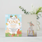 Een Bunny verandert een Bunny 1st Birthday party Kaart (Staand voorkant)