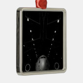 Een C-17 Globemaster III zit in een hangar Metalen Ornament (Rechts)