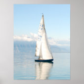 Een Calm Mirror-achtige baai van Zee Poster (Voorkant)