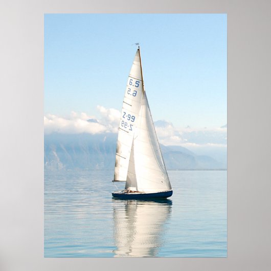 Een Calm Mirror-achtige baai van Zee Poster (Voorkant)