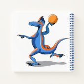 Een Cartoon Iguanodon die basketbal speelt. Notitieboek (Achterkant)