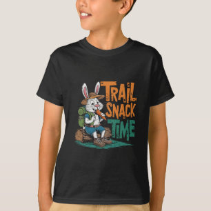 Een cartoon konijn in wandelspullen t-shirt