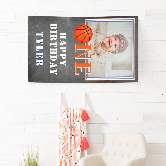Een Chalkboard Basketbal Foto 1e Verjaardag Spandoek (Insitu)