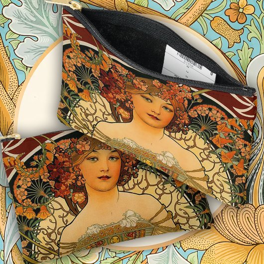 Een charmante Art Nouveau Alphonse Mucha Etui