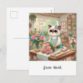 Een charmante kat regelt zorgvuldig mooie bloemen feestdagenkaart (Voorkant / Achterkant)