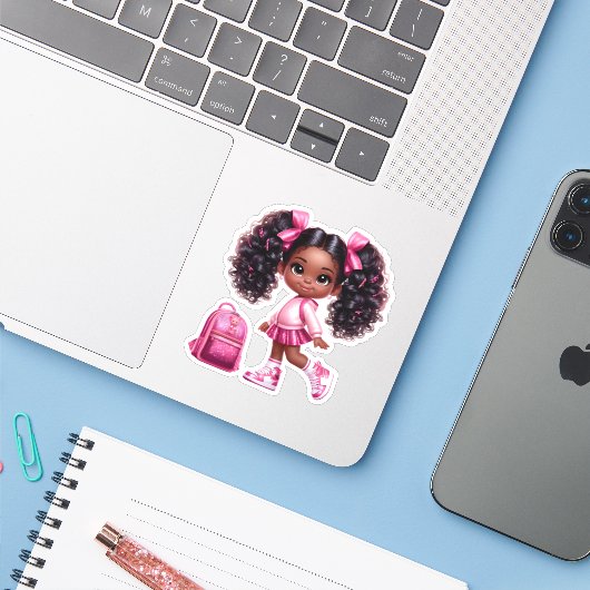 Een cheer teamlid - roze sticker (Laptop met iPhone)