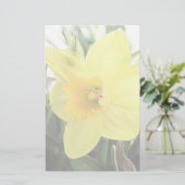 Een Cheerful Yellow Daffodil Briefpapier (Staand voorkant)