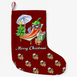 Een chili vrolijke kerst onder zonnescherm en boom kleine kerstsok