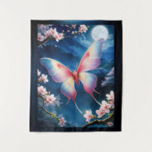 Een Chinese maanmot die tussen kersenbloesems vlie Wandkleed (Voorkant)