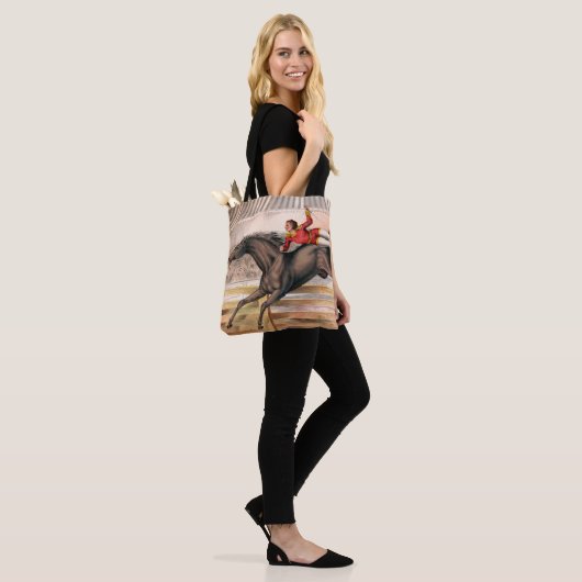 Een circusartiest die op een springpaard rijdt tote bag