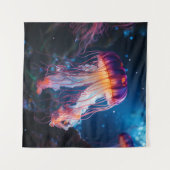 Een close-up van een gloeiende krullende kwal wandkleed (Voorkant (horizontaal))