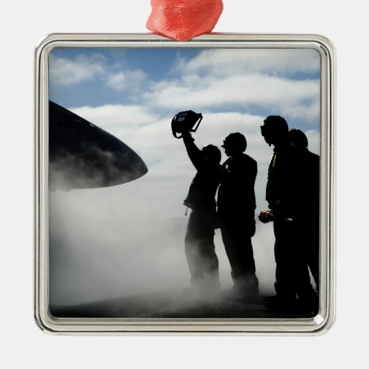 Een cockpitbemanningslid metalen ornament (Voorkant)