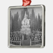 Een concert metalen ornament (Links)