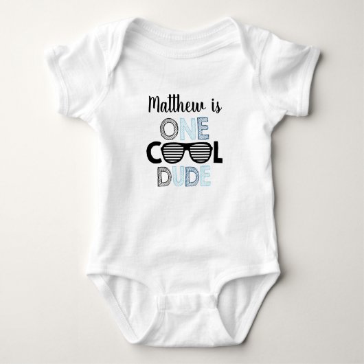 Een 'Cool Guy Sunbribril Birthday' Romper (Voorkant)