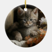 Een Cozy Corner Tabby Kitten Keramisch Ornament (Achterkant)