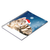 Een Cute Cat met een rode kerstkerstkleed Notitieboek (Linkerzijde)