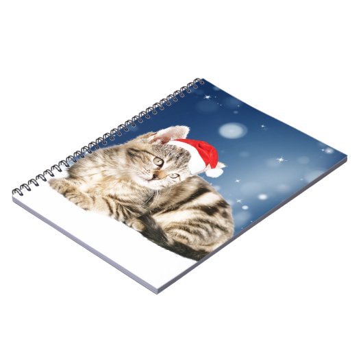 Een Cute Cat met een rode kerstkerstkleed Notitieboek (Linkerzijde)