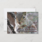 Een Cute Squirrel met Peanut Birthday Party Funny Kaart (Achterkant)