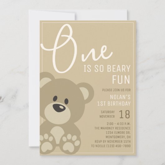 Een daarvan is Beary Fun Neutral Beer 1st Birthday Kaart (Voorkant)