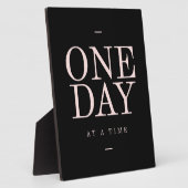 Eén dag - Inspirerende offertes voor zwarte roze d Fotoplaat (Zijkant)