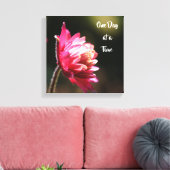 Eén dag per keer prijsdaling in zonlicht canvas afdruk (Insitu (Woonkamer))