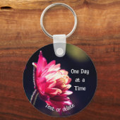 Eén dag per keer - Zonnebrandfloer - Aangepast Sleutelhanger (Voorkant)
