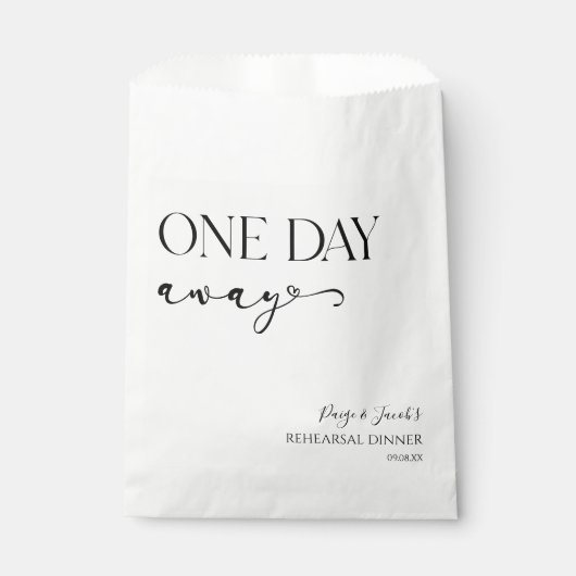 Een dag weg Minimale bruiloft repetitie diner Bedankzakje (Voorkant)