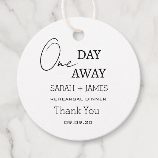 Een dag weg repetitie diner bruiloft dank u bedankjes labels (Voorkant)