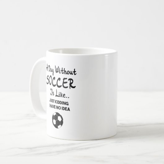 EEN DAG ZONDER SOCCER KOFFIEMOK (Voorkant links)