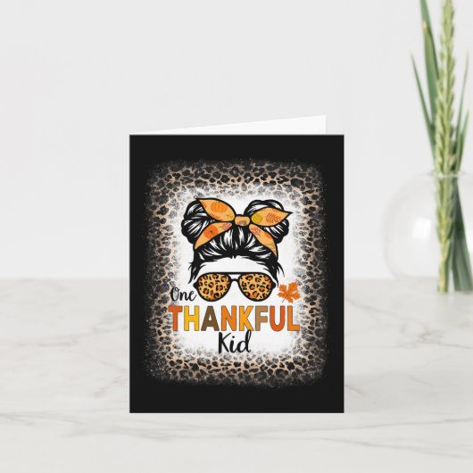 Een dankbaar Kind Thanksgiving Messy Bun Leopard B Kaart (Voorkant)