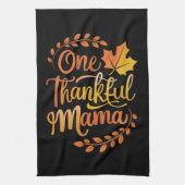 Een dankbare moeder Schattigee Herfst Thanksgiving Theedoek (Verticaal)