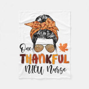Een dankbare Nicu Nurse Messy Bun Herfst Nurse Dan Fleece Deken