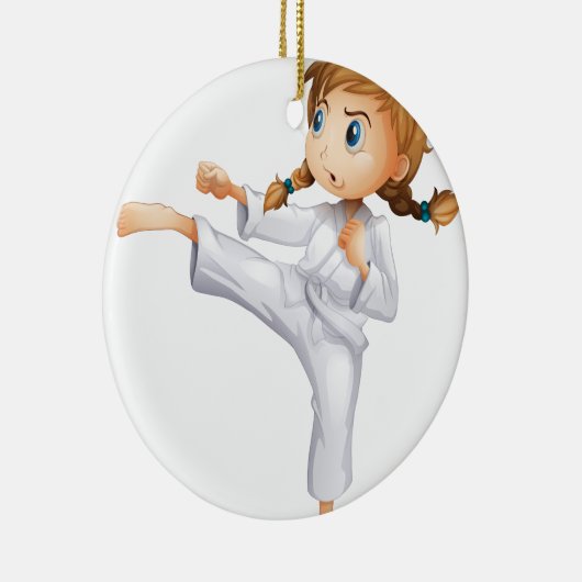 Een dapper meisje dat karate doet keramisch ornament (Rechts)