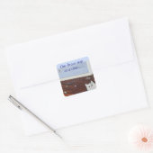 Eén dappere stap tegelijk vierkante sticker (Envelop)