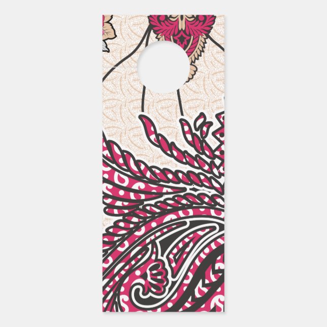 Een decoratief paisley-ontwerp met levendige rode  deurhanger (Voorkant)