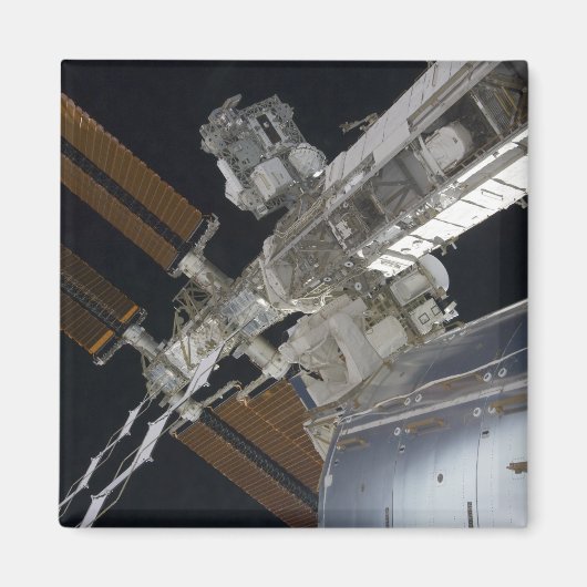 Een deel van het internationale ruimtestation 3 magneet (Voorkant)