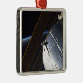 Een deel van het internationale ruimtestation metalen ornament (Rechts)