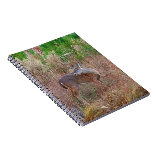 Een Deer in de Tall Grass Notitieboek (Rechterzijde)