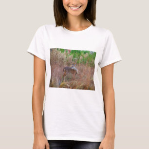 Een Deer in de Tall Grass T-shirt