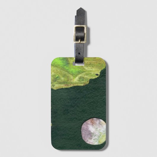 Een dicht uitzicht van fantasiewerelden en hun man bagagelabel (Voorkant (verticaal))