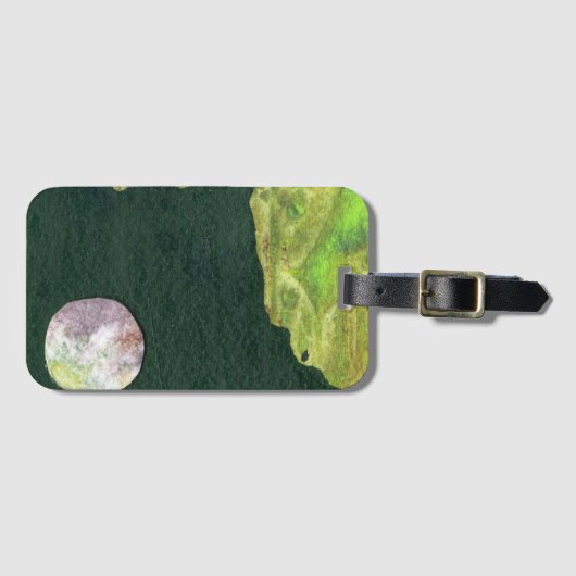 Een dicht uitzicht van fantasiewerelden en hun man bagagelabel (Voorkant (horizontaal))